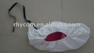 disposable ESD /anti static nonwoven shoe cover with conductive ribbon