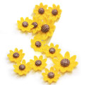 Simulation fond plat résine de tournesol Cabochons fleur résine charmes pour enfants épingle à cheveux en caoutchouc chaîne téléphone coque accessoires