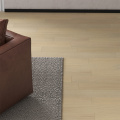 Piso laminado residencial premium de folhas brancas