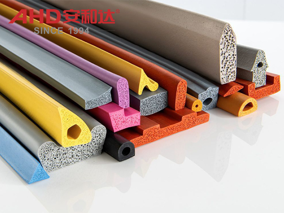 Silicone foam rod shape