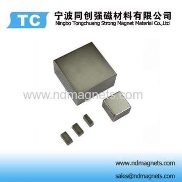 Suhu tinggi kestabilan blok magnet gred L42sht