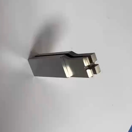 Custom Mold Components Machining