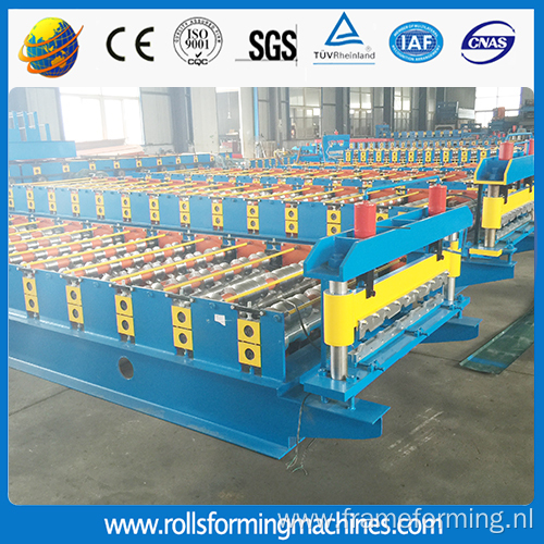 Zinc roofing sheet making machine