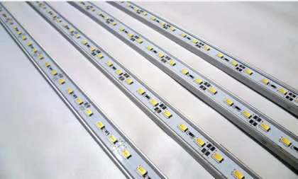 2017 Special Offer 12VSMD 2835 Led Strip SanAn Chip 41C2B 72 Leds