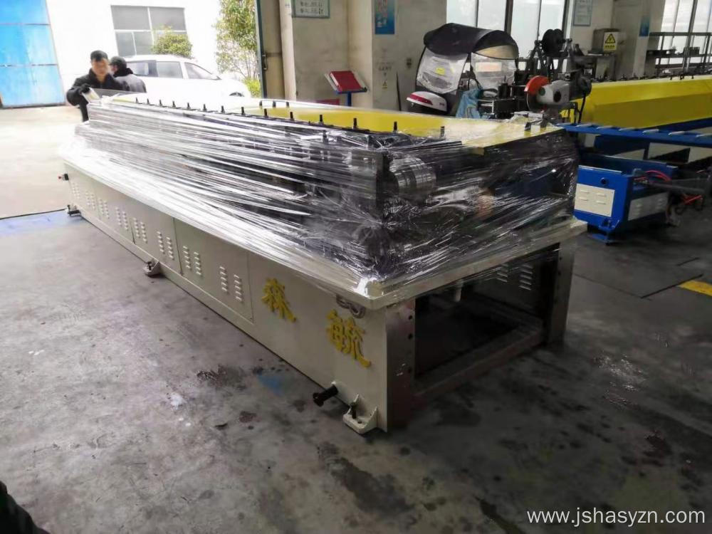 Sixteen-fold frame profile forming machine