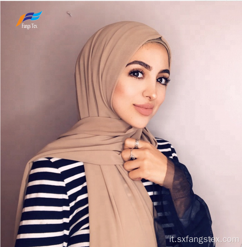 Hijab dello scialle della sciarpa della pianura tinta poliestere delle donne musulmane