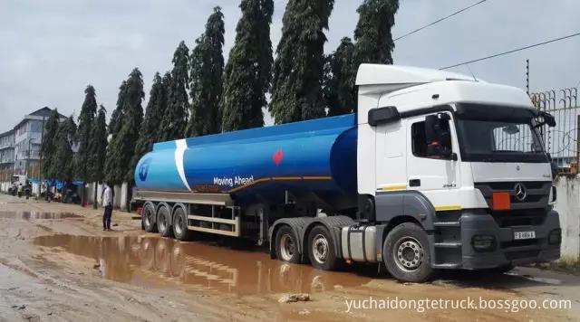 BENZ Premier mover with 40,000 liters fuel tanker