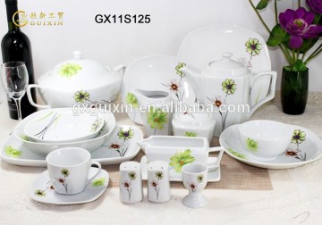GUIXIN Square Pretty Flower Square 47-Piece Dinnerware Set, Service for 8, Green/Red