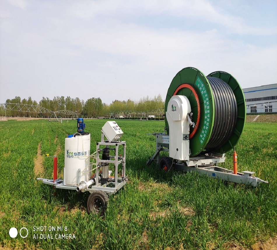 Hose Reel Irrigation Fertilizer1