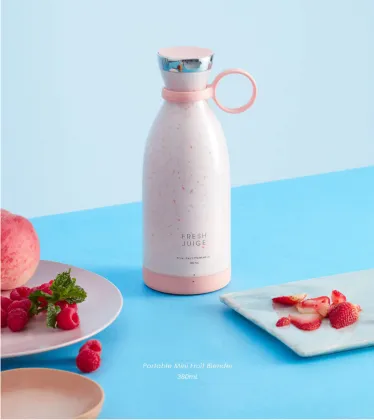 Portable 300ml Stainless Steel Blades Mini Juicer Blender for Travel Water Bottles