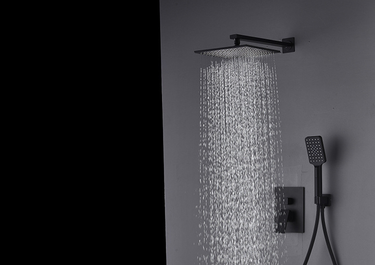 浴室の完全な銅の熱い冷たいミキサーの降雨量の黒い隠された壁のシャワーセット