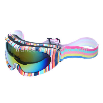 Ski goggle