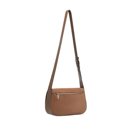 Charming Brown Chain Strap Bag – Elegance in Simplicity