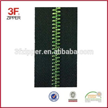 Fashion Design Y Teeth Metal Zipper Roll