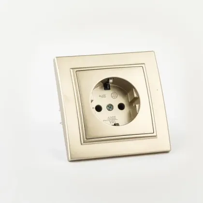 Golden 16A Earthed Flush Socket with Shutter Elendax