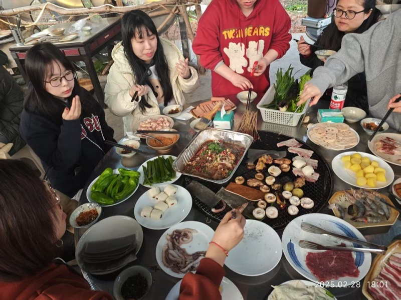 Walking together steadily and moving forward, Chengzhihao Technology's 2025 Spring Outing Team Building Activity was successfully held