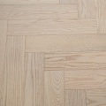 Plancher en bois d'ingénierie avec grain de bois naturel