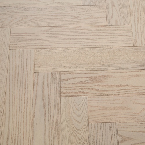 Engineered Wooden Flooring with Natural Wood Grain