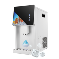 ijs en water verkoopmachine met waterdispenser