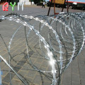 Concertina galvanizada de 450 mm Galvanized Razor Barbed Wire