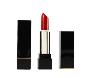 Lipstik matte berkualitas tinggi dengan 17 warna yang semarak