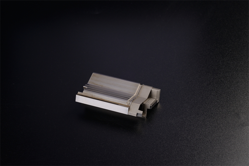Core and cavity customization in injection molding