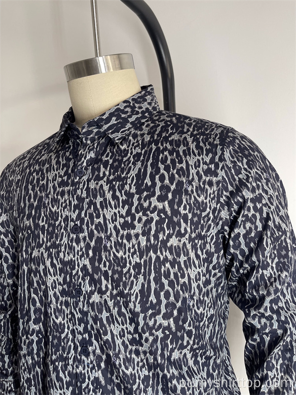 Camisa de mangas compridas com estampa de leopardo masculino