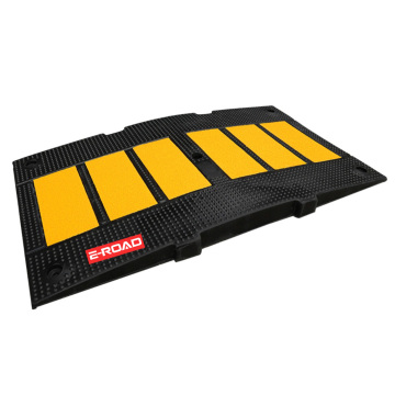 Rubber Speed Bump, 500mm Width x 900mm Length for Concrete Surfaces