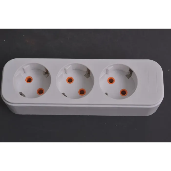 Soket Ekstensi 3-Gang baru dengan 2USB E7003ES-USB