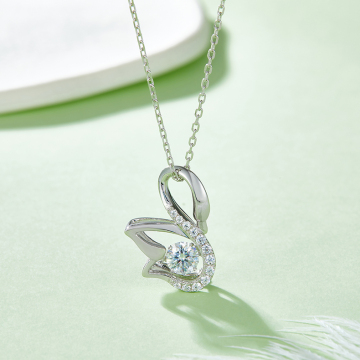 Factory Direct Luxury Swan Silver Plated Moissanite Necklace