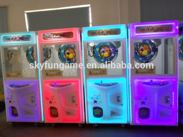 Top poular hot selling crane claw machine for mall or game center