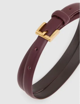 Thin leather belt in oxblood