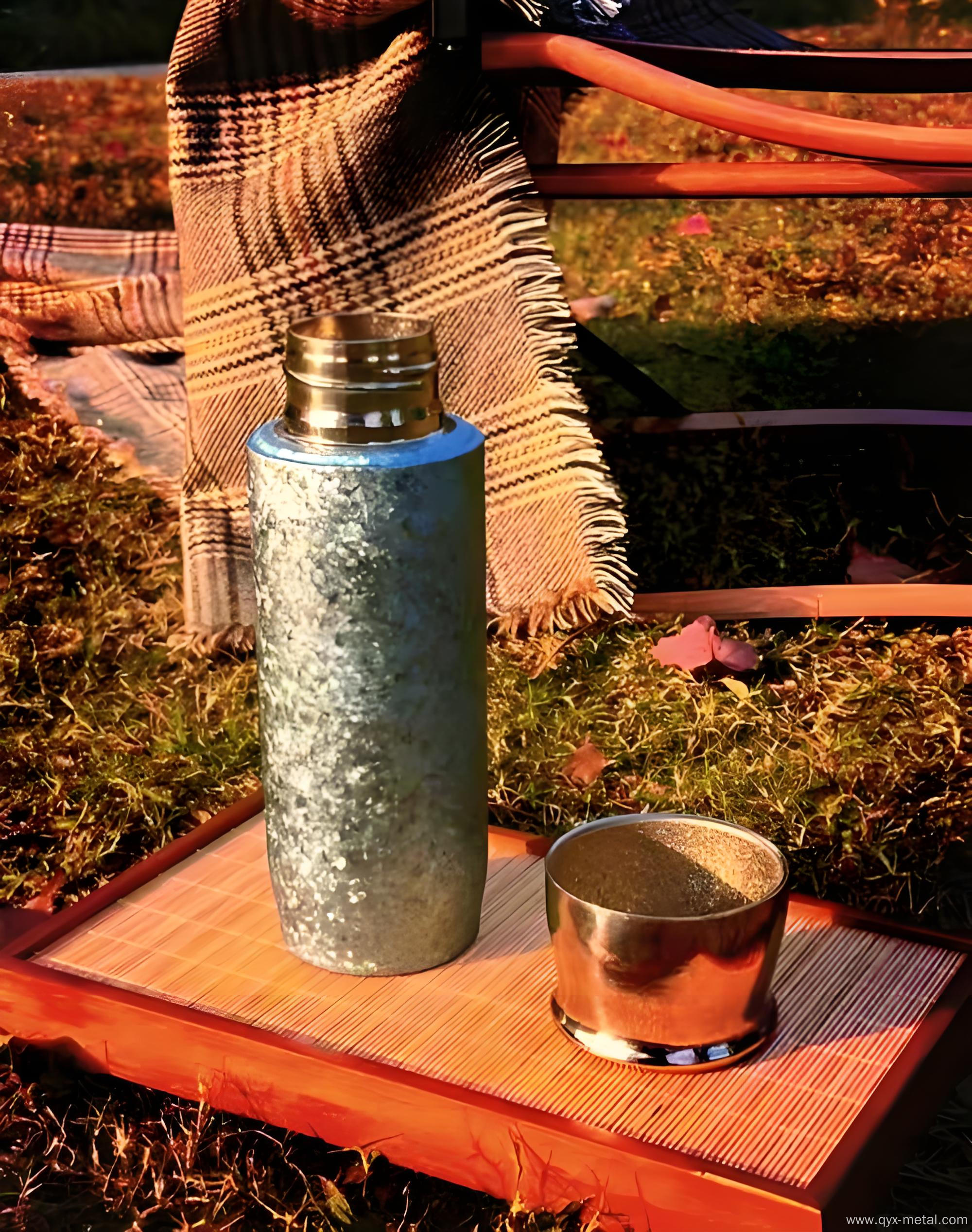 Titanium Vacuum Bottle For Heat And Cold Preservation