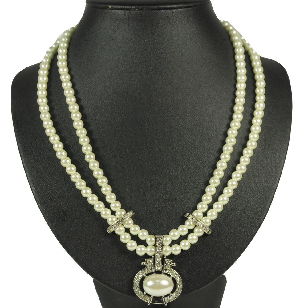 Glass Pearl Necklace With Big Pearl Pendant