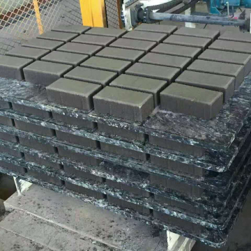 Houten machine voor het maken van palletblokken in India