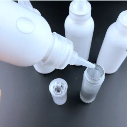 Small Capacity Sharpie Oil-based Paint Marker Medium Point White