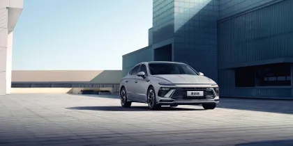 Wholesale Cheap Used Right Hand Drive Electric Hyundai Sonata 2018 New Energy Vehicles 2024