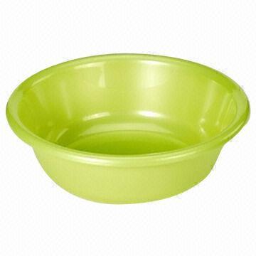 Plastic basin, different diameters and colors are available, ideal for kitchen use