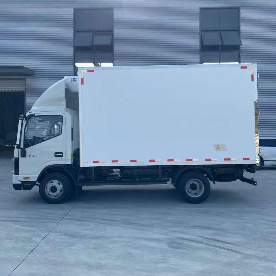 JAC electric refrigerated transport vehicle