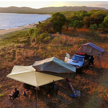 Windproof and Rainproof Car Side Tent for Outdoor Travel