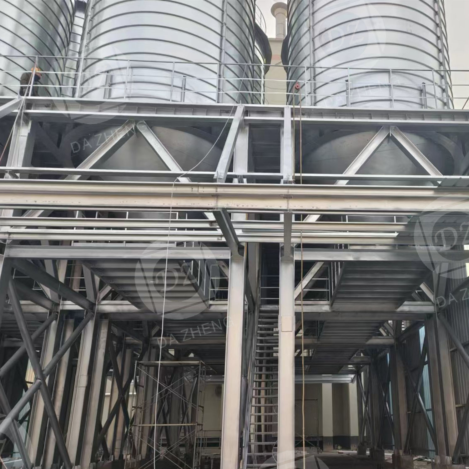 Coal ash processing large steel plate silo