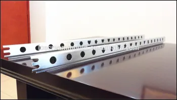 Linear moulds