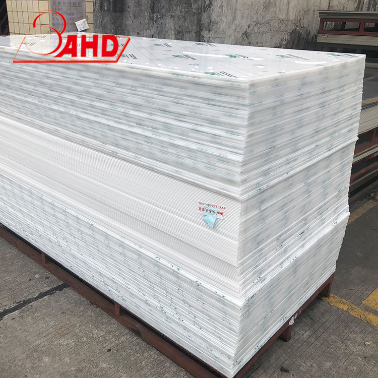 ပူပြင်းတဲ့မီးခိုးရောင်သဘာဝ polypropylene sheet pp စာရွက်