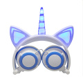 Pencahayaan modis Earphone &amp; headphone spiral unicorn