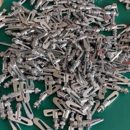 M8 M12 Antiluce Truck Drop Lock Anti Luce Fasteners Weld on Style Anti Luce Fasteners