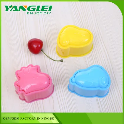 plastic snoopy rice mold