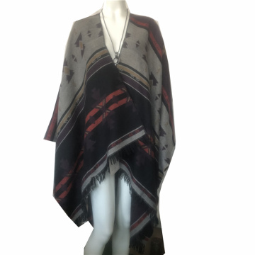 Customized Wedding spandex fabric for sale Spring and winter wedding cheongsam embroidered shawl