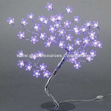 LED Christmas Tree Light with Maple Flowers