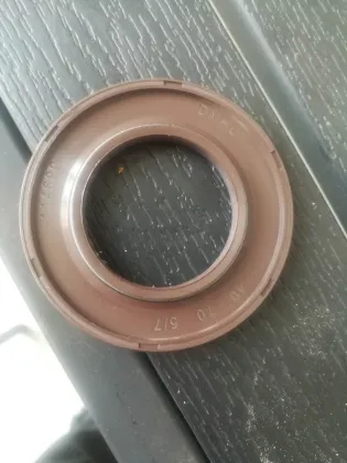 High Pressure Oil Seal SOG 114690 for Hydraulic Motor, 40x70x5/7mm FKM Material