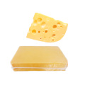 Tippsack mit scharfen Cheddar -Shred -Käse -Portion